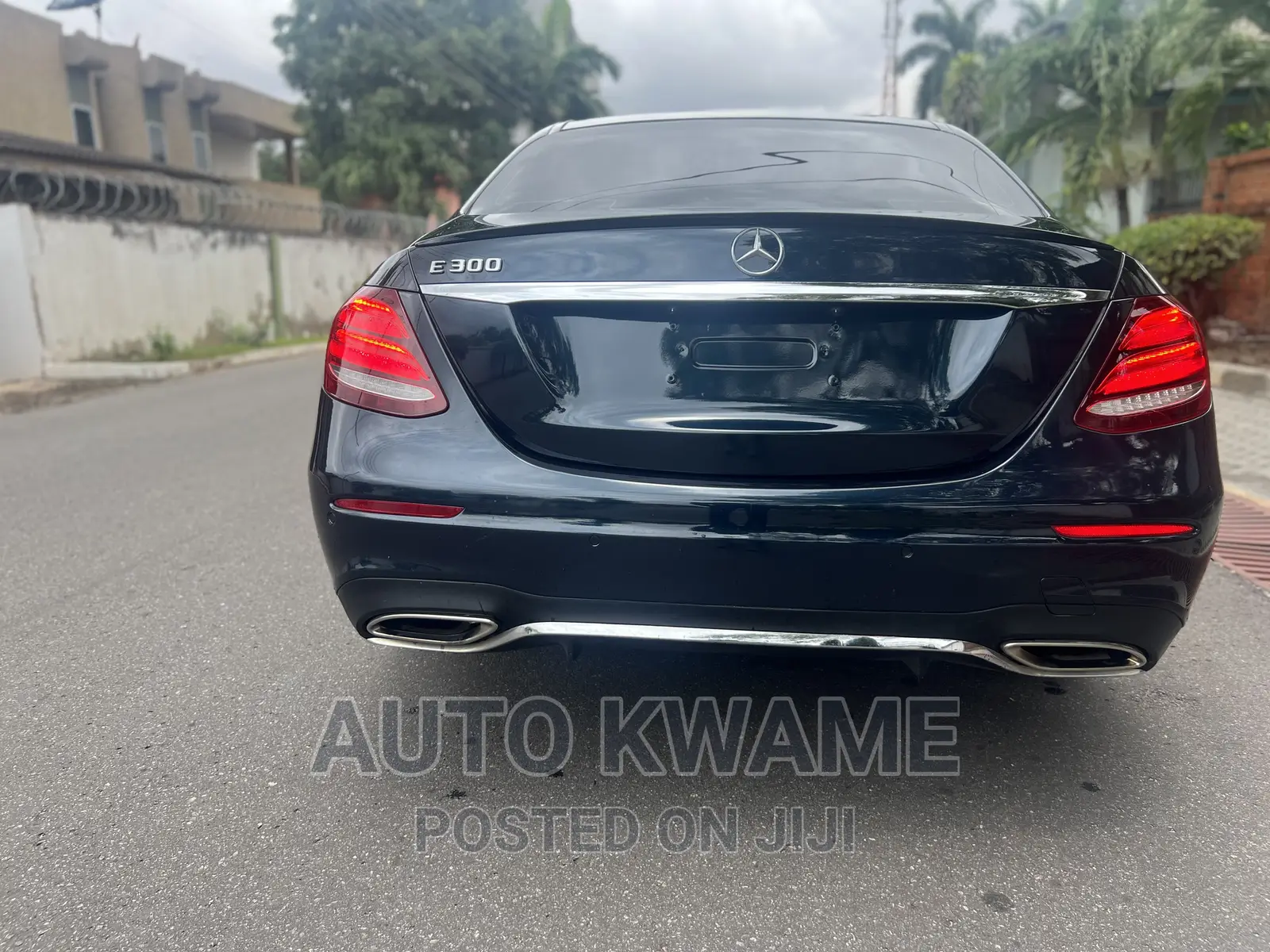 Mercedes-Benz E300 2017 Black
