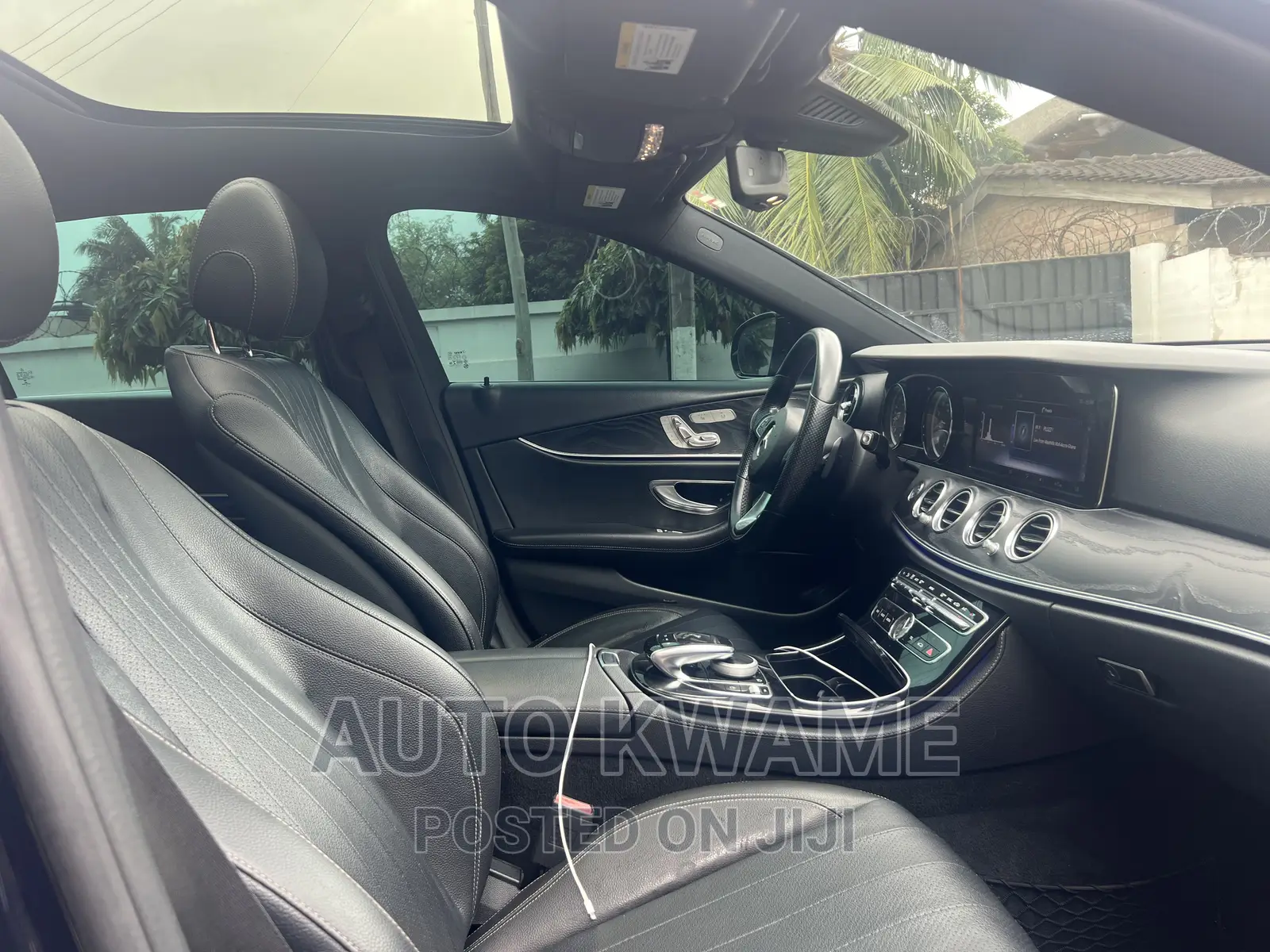Mercedes-Benz E300 2017 Black