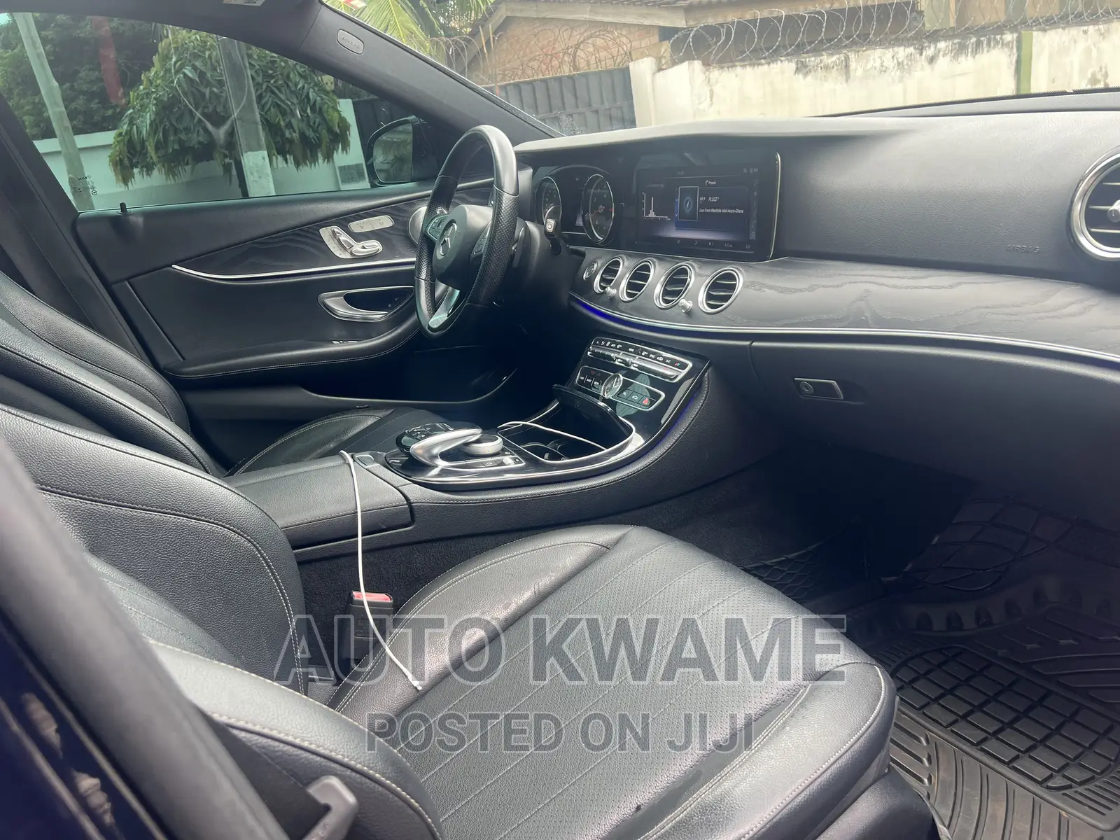 Mercedes-Benz E300 2017 Black