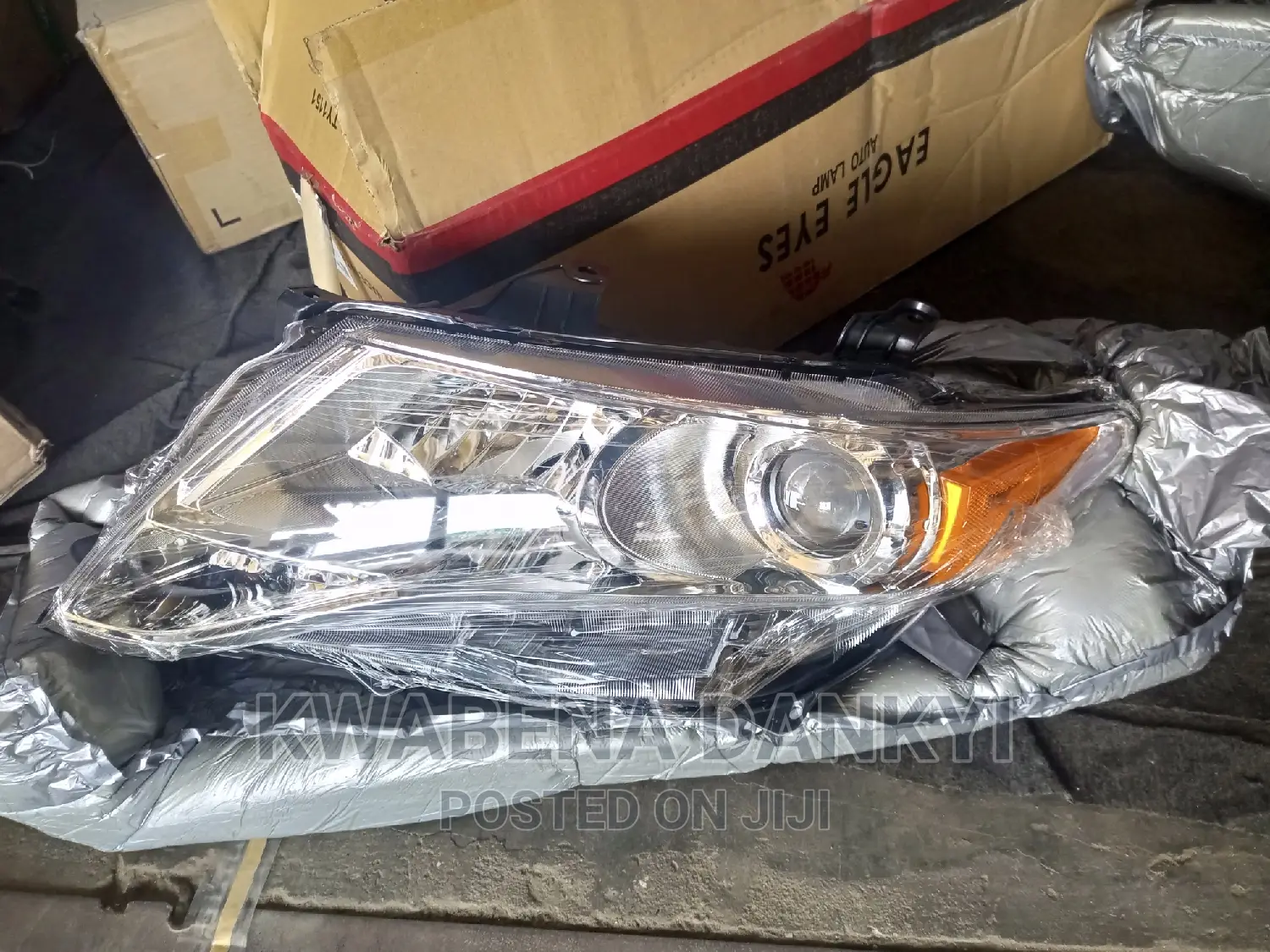 Toyota Venza 2013 Headlight