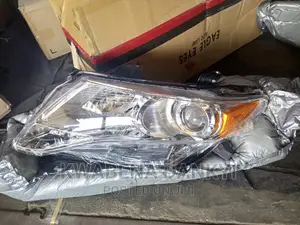 Toyota Venza 2013 Headlight