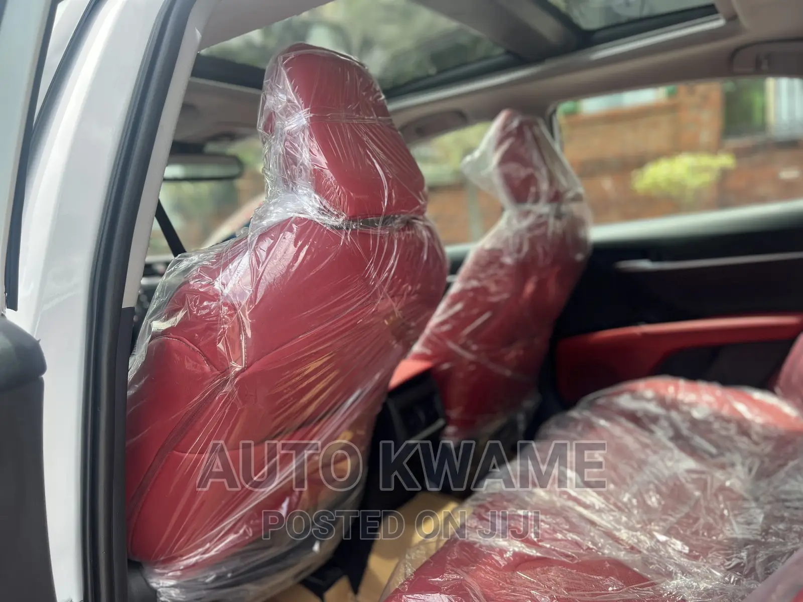 Toyota Camry XSE (2.5L 4cyl 8A) 2019 White