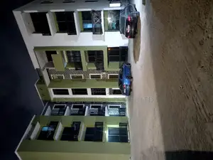 2bdrm Duplex in De-Icons Real Estate, Kasoa for rent