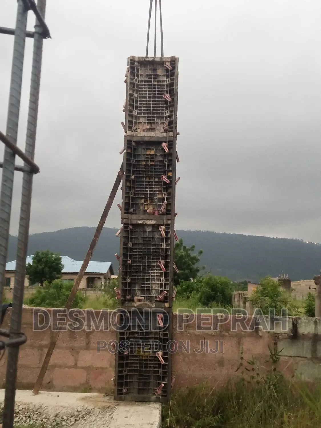 Plastic Molden Pillars