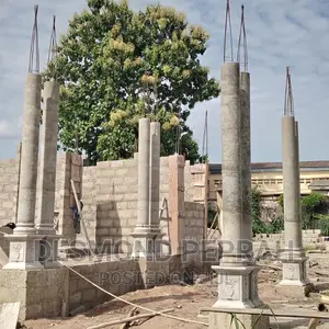 Plastic Molden Pillars