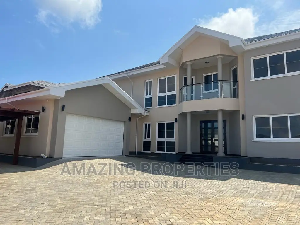 4bdrm House in Chain Homes, Airport Residential Area for rent