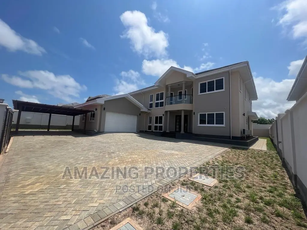 4bdrm House in Chain Homes, Airport Residential Area for rent