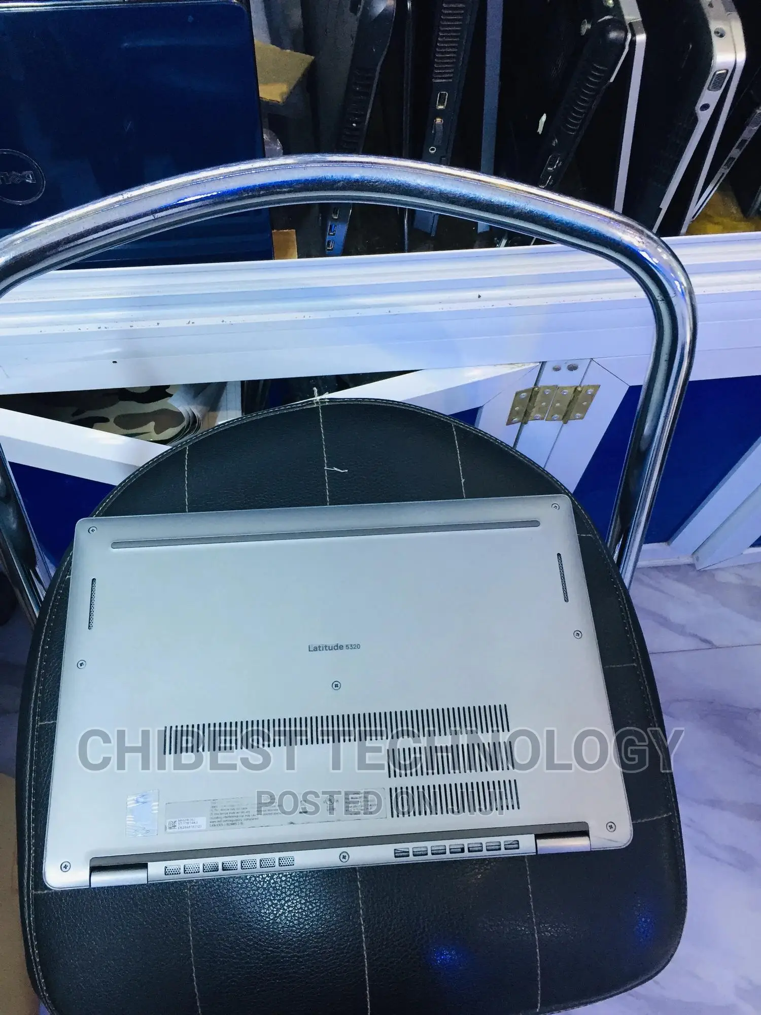 Laptop Dell Latitude 5320 8GB Intel Core I7 SSD 512GB