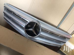 Mercedes Benz C250 C300 Grill/Shells 2011-2014