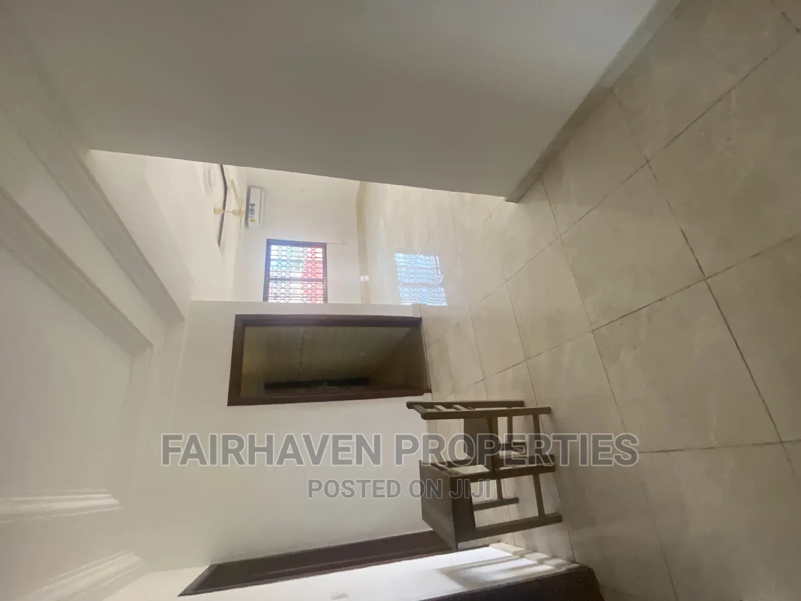 2bdrm Apartment in Tseaddo, Airport Residential Area for rent