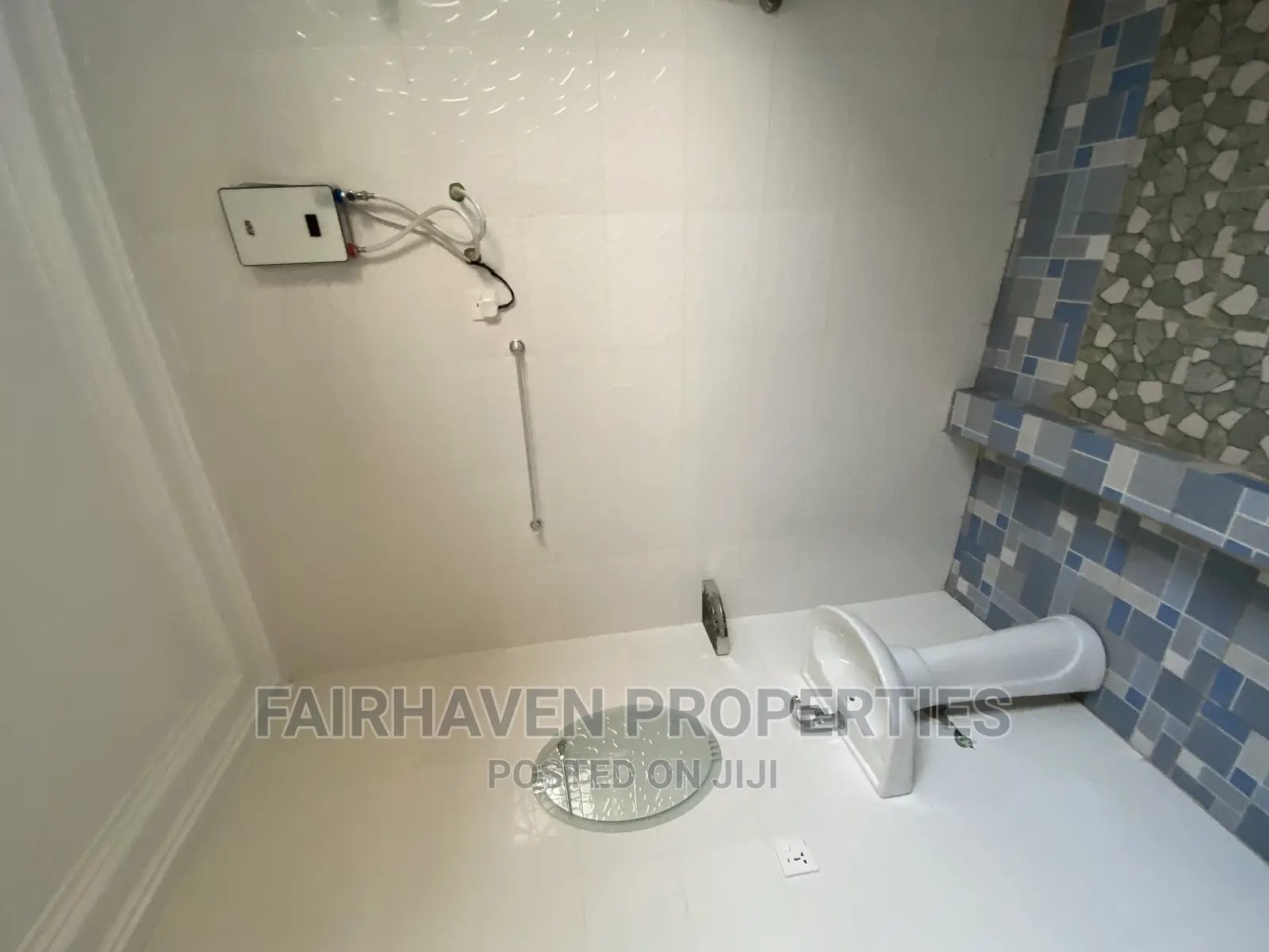 3bdrm Apartment in Tseaddo, Airport Residential Area for rent