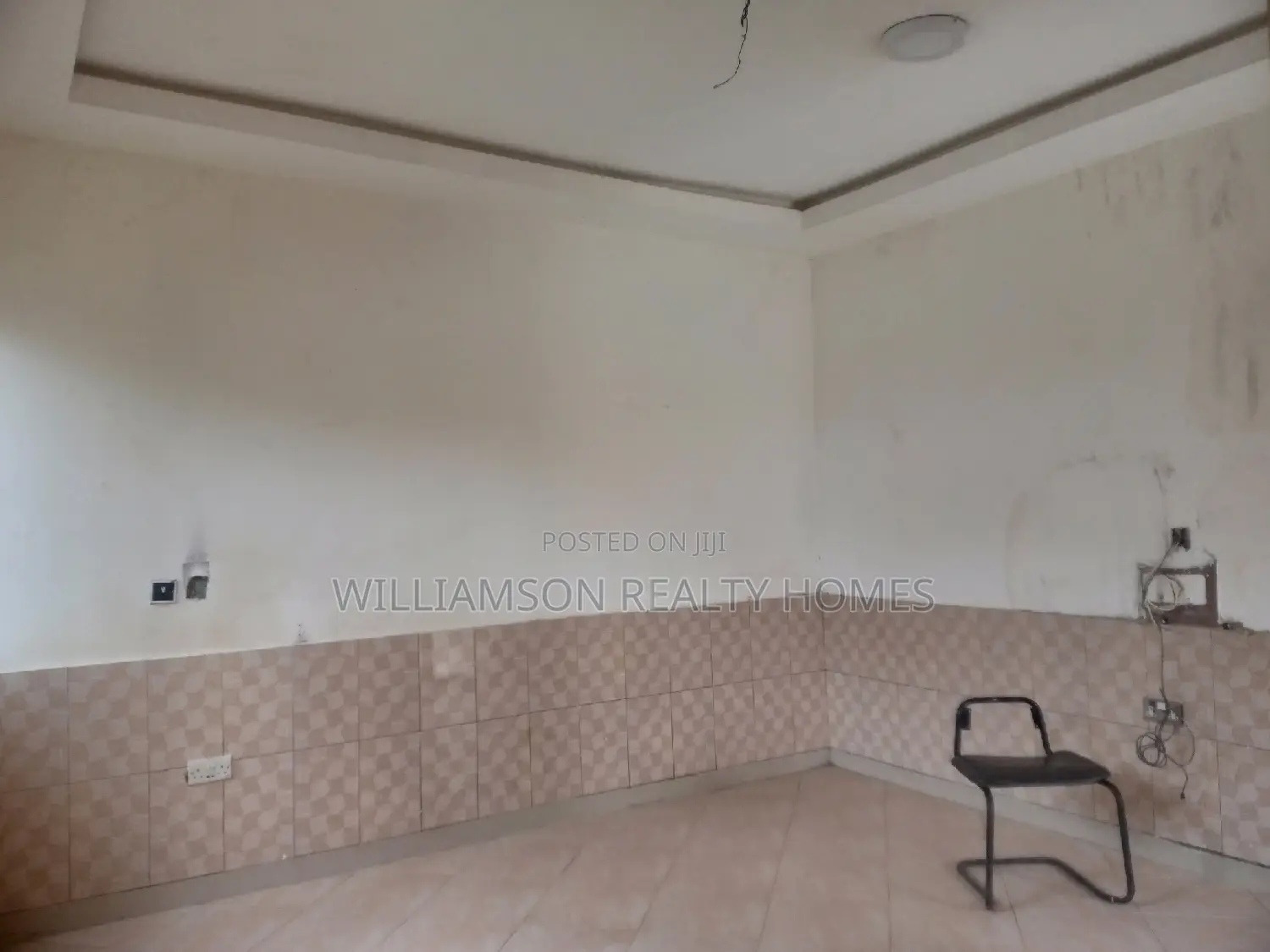 1bdrm Apartment in Community 18, Spintex for rent