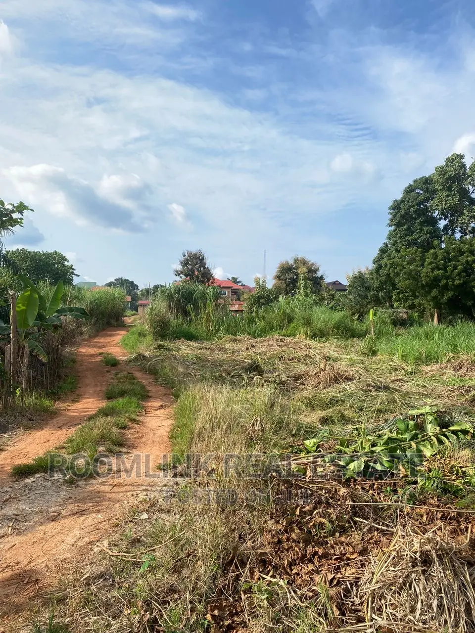 One Plot Between Eusbett Bank of Ghana