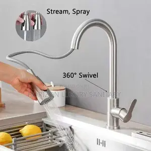 Luxury 360° Rotation Pullout Hot and Cold Kitchen Faucet