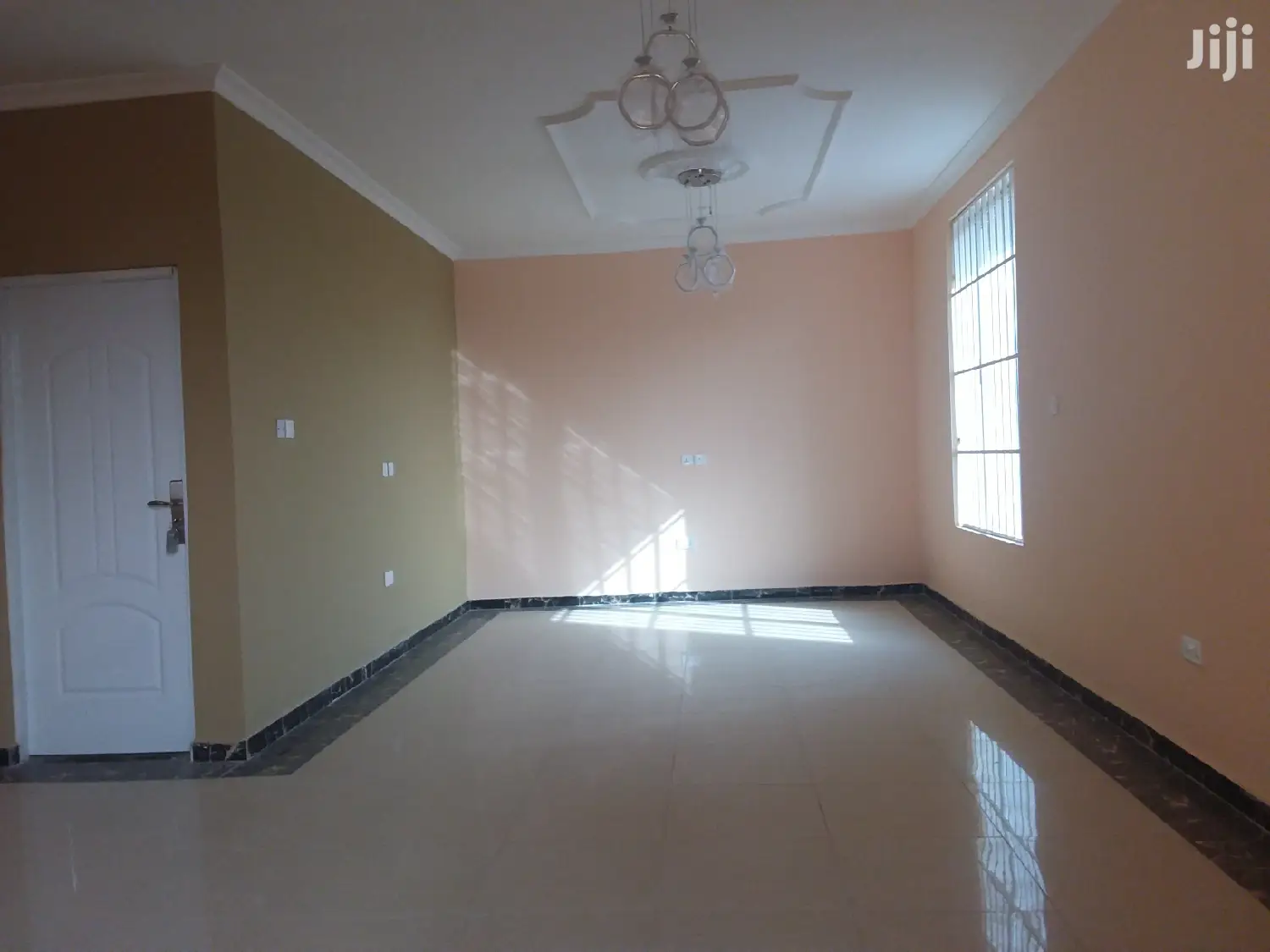 3bdrm House in Bronko Housing, Accra Metropolitan for Sale