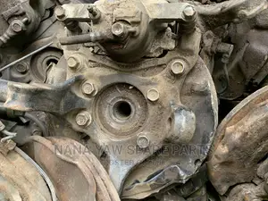 Toyota RAV4 2009 to 2014 Hub