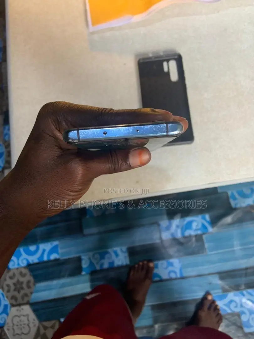 New Huawei Y9s 128 GB Blue