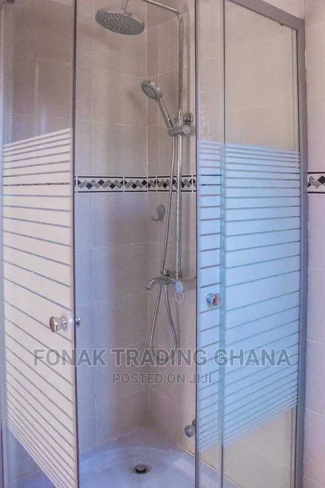 Glass Bath, Shower Cubicles in Accra Metropolitan Plumbing & Water