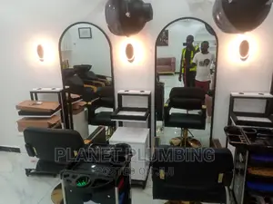 Saloon Plumbing and Set Up