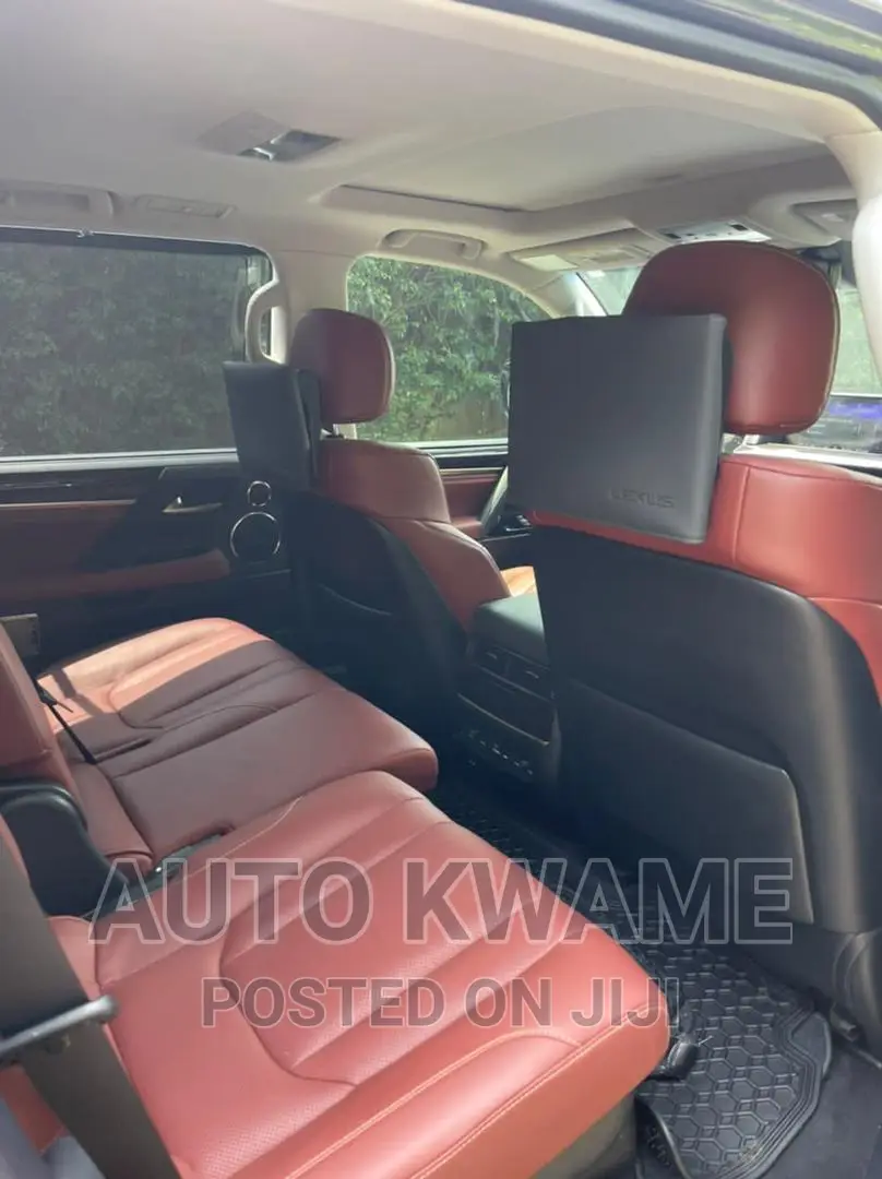 Lexus LX 570 AWD 2020 Gray