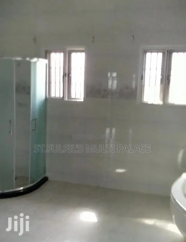 4bdrm House in East Legon for sale