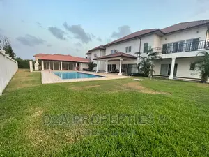 5bdrm House in A&C Mall Area for sale