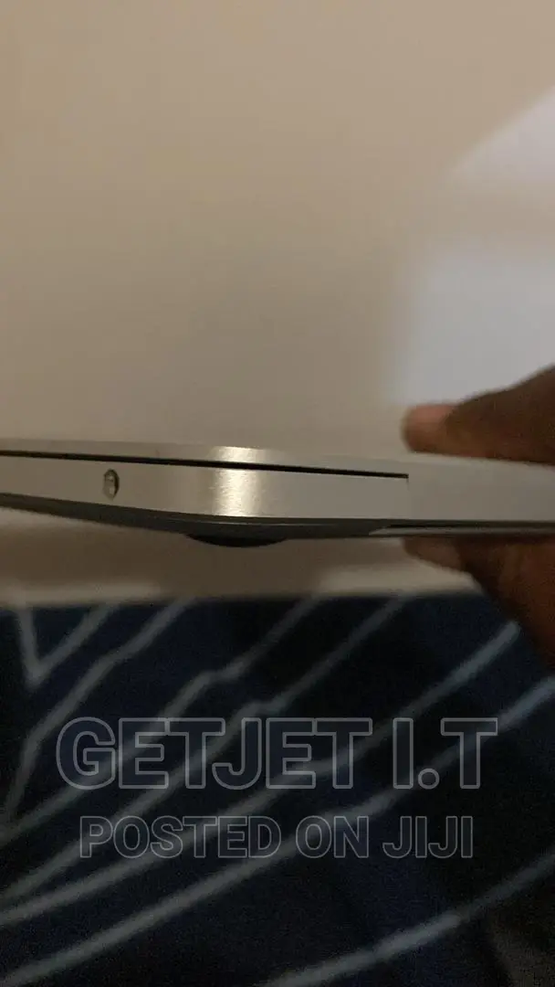 Laptop Apple MacBook Pro M1 8GB Apple M1 Pro SSD 512GB