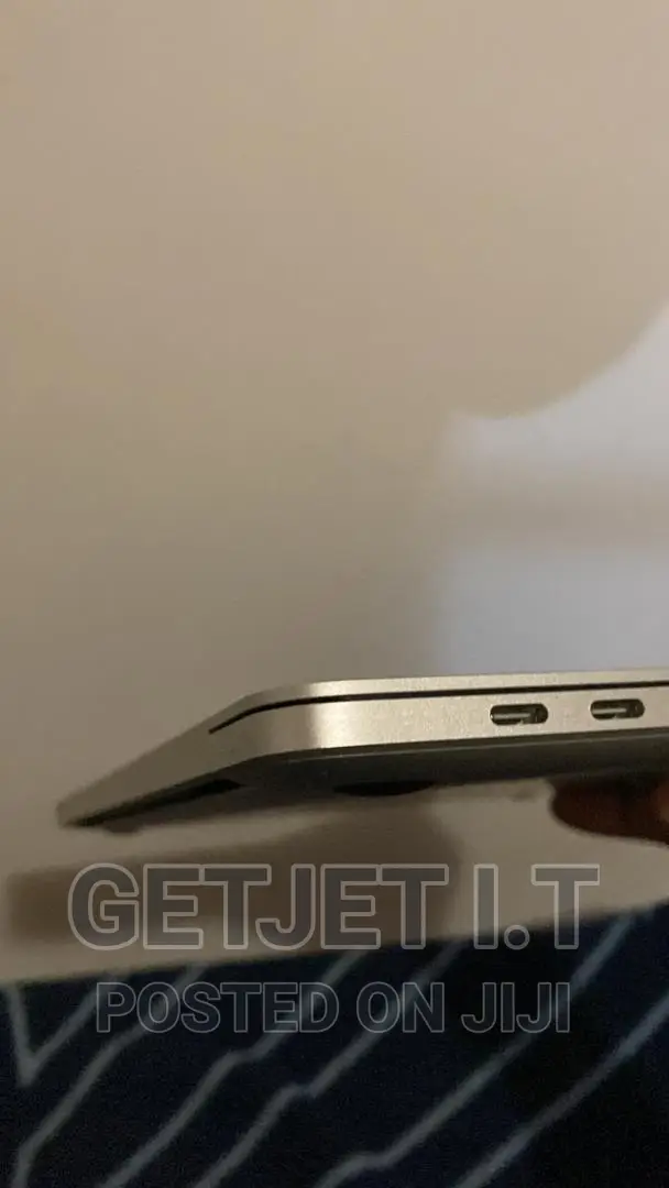 Laptop Apple MacBook Pro M1 8GB Apple M1 Pro SSD 512GB