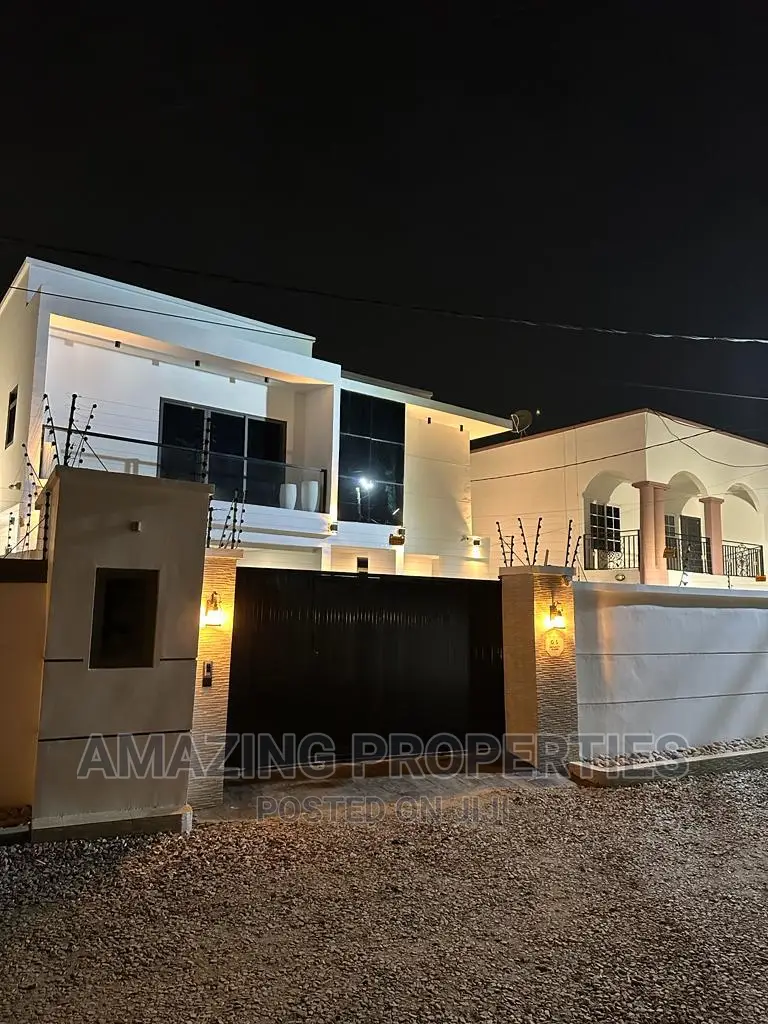 5bdrm House in East Legon for rent