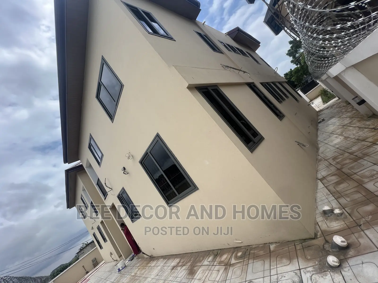 2bdrm Apartment in Bee Decor And Homes, Abokobi for rent