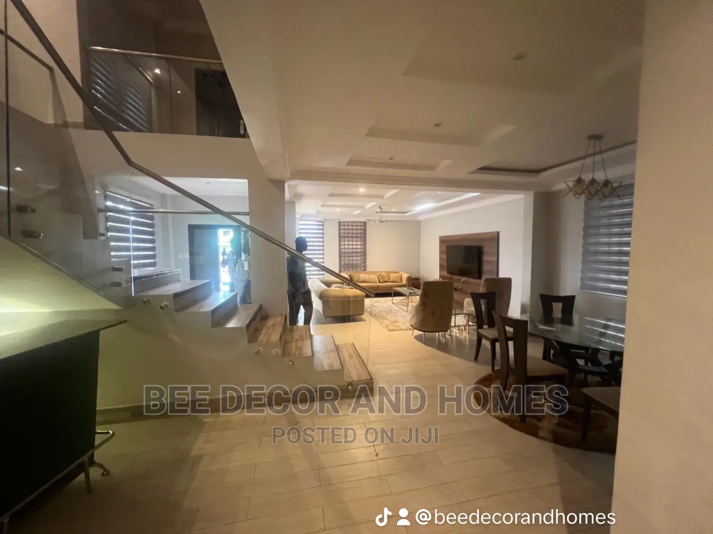 Furnished 4bdrm House in Bee Decor And Homes, Old Ashomang for rent