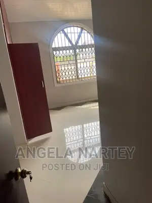4bdrm House in Sakumono Estates, Tema Metropolitan for sale