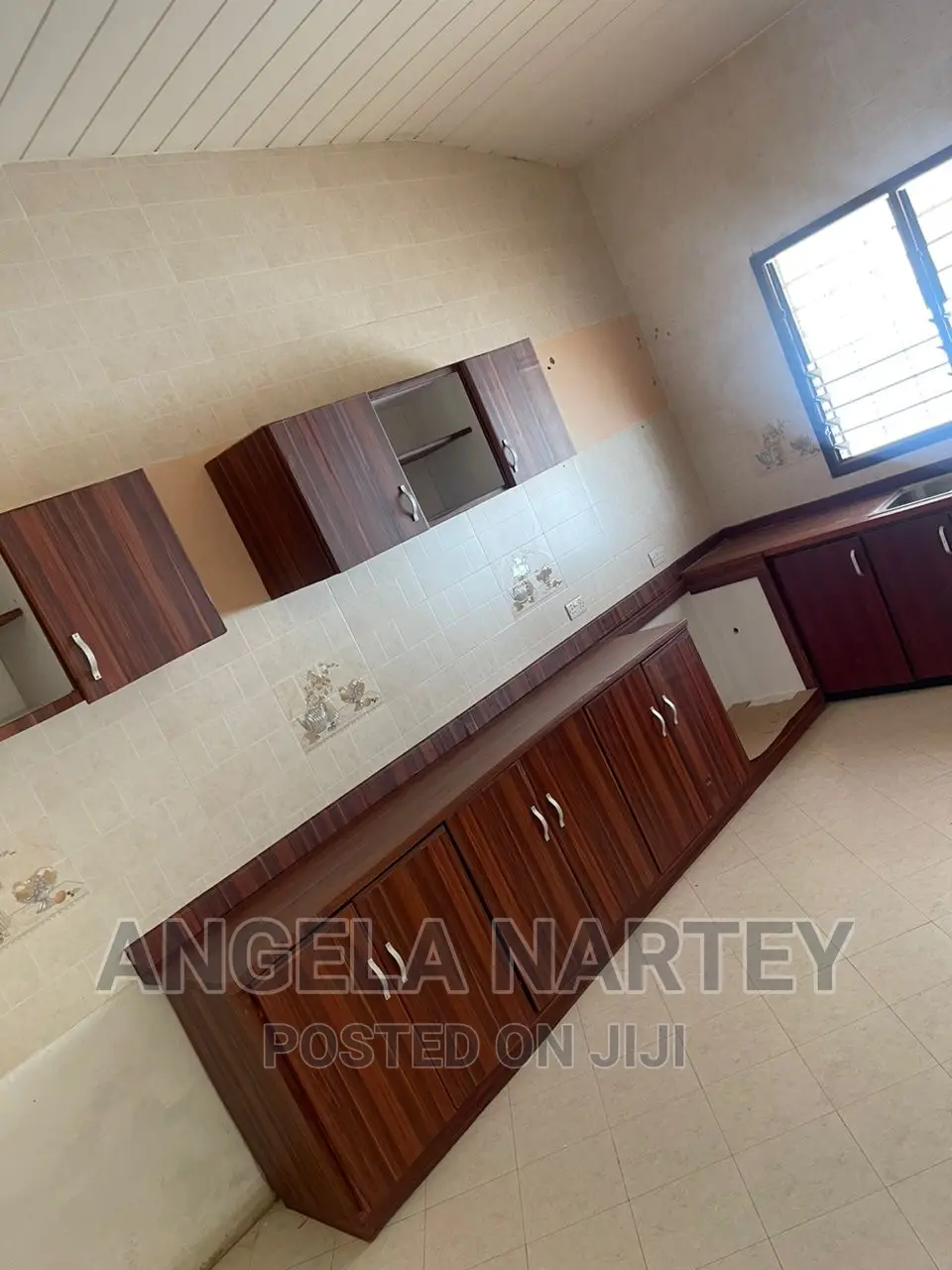4bdrm House in Sakumono Estates, Tema Metropolitan for sale
