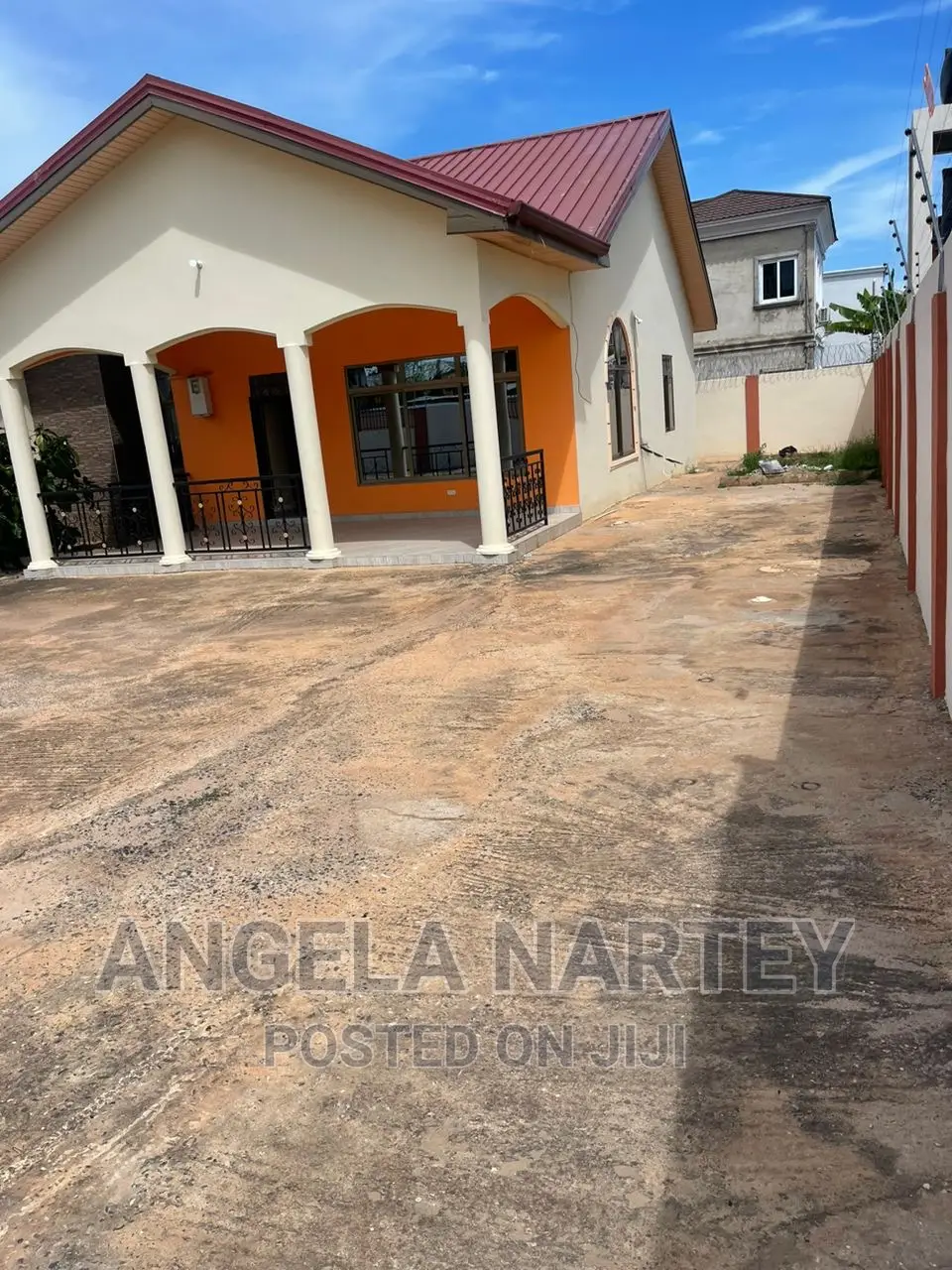 4bdrm House in Sakumono Estates, Tema Metropolitan for sale