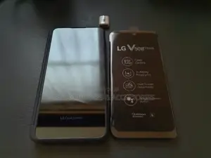 New LG V50 ThinQ 128 GB Black