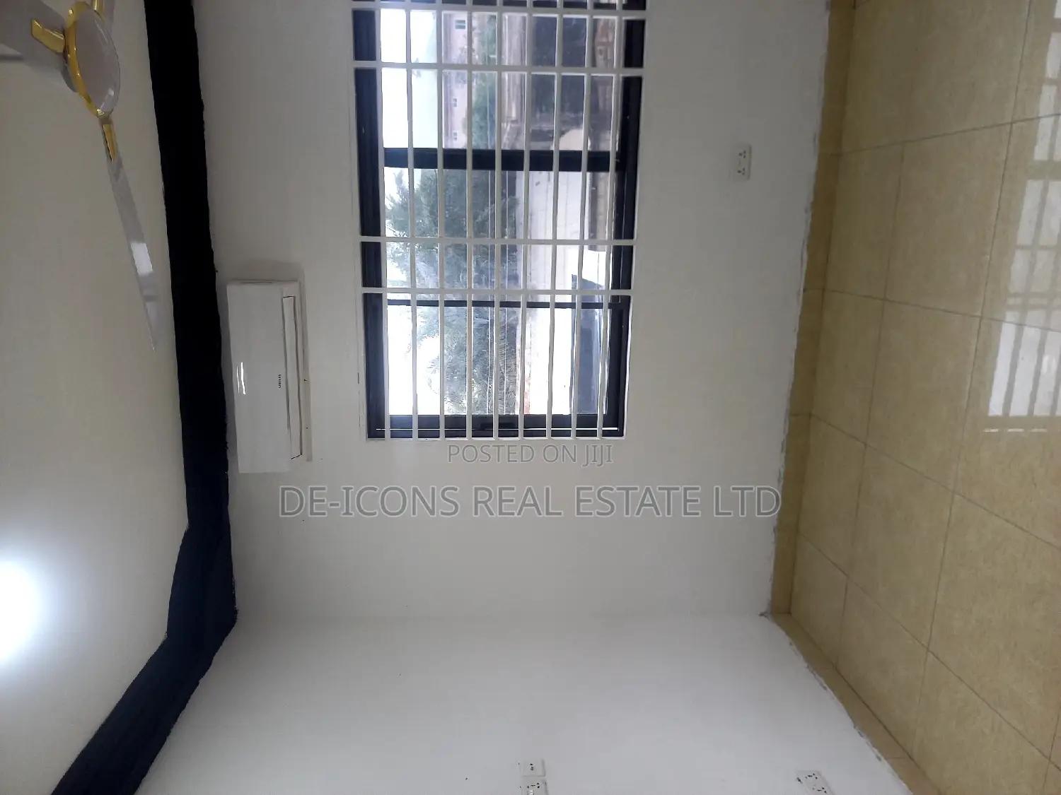 1bdrm Duplex in De-Icons Real Estate, Kasoa for rent