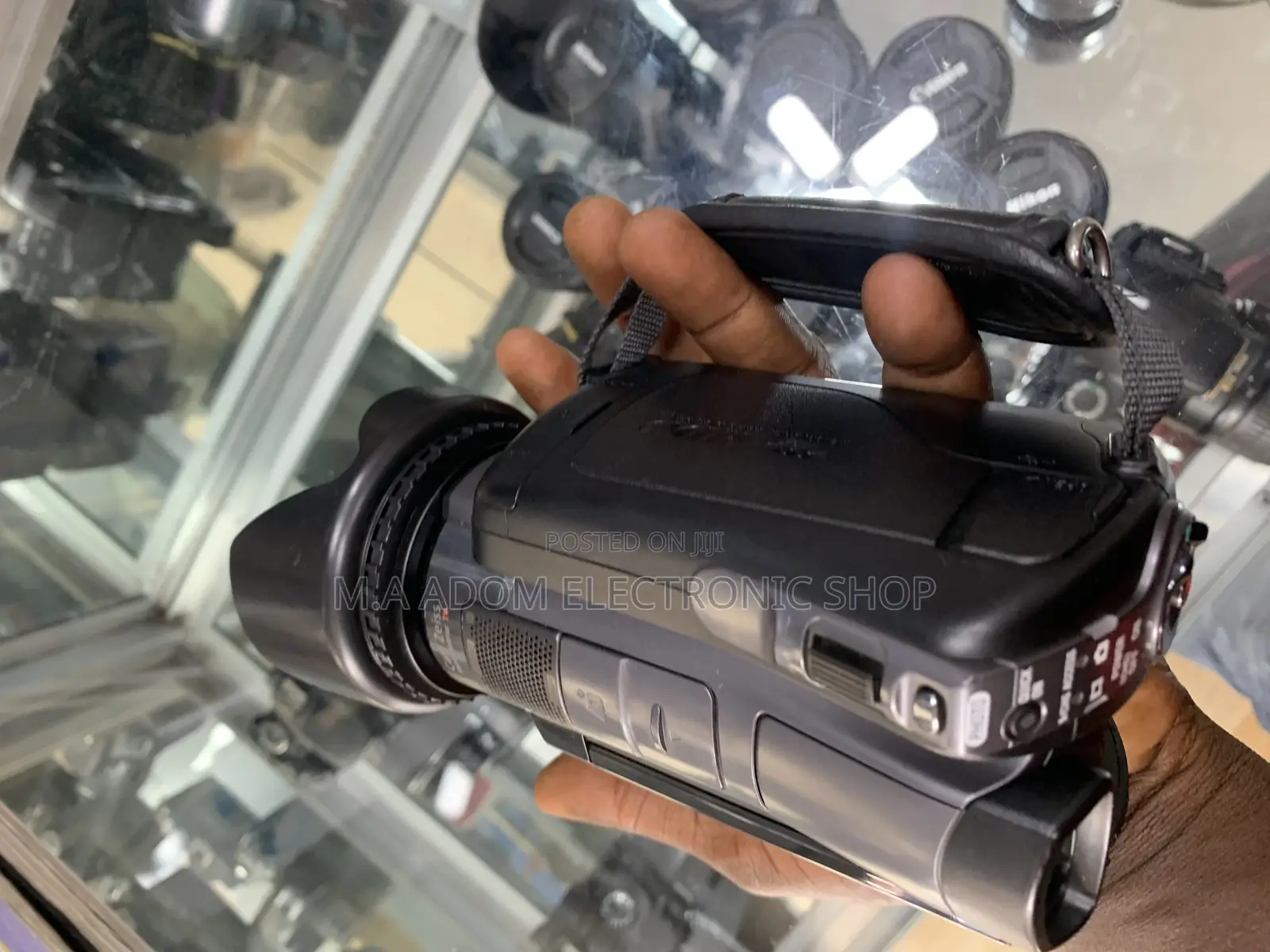 Sony HDR-SR12 120GB Hybrid HDD/Memory Camcorder