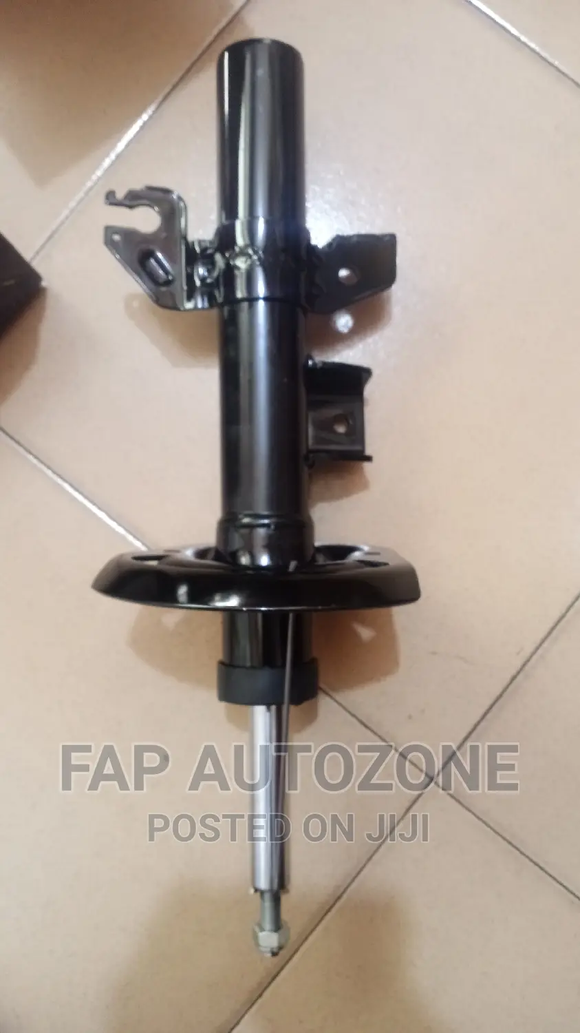 01316. Original Jeep Cherokee Strut From Usa. 335992l