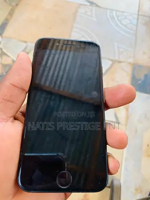 Apple iPhone 7 128 GB Black