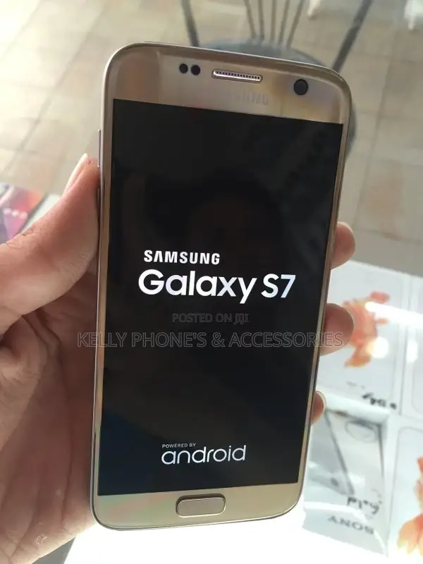 New Samsung Galaxy S7 32 GB Gold