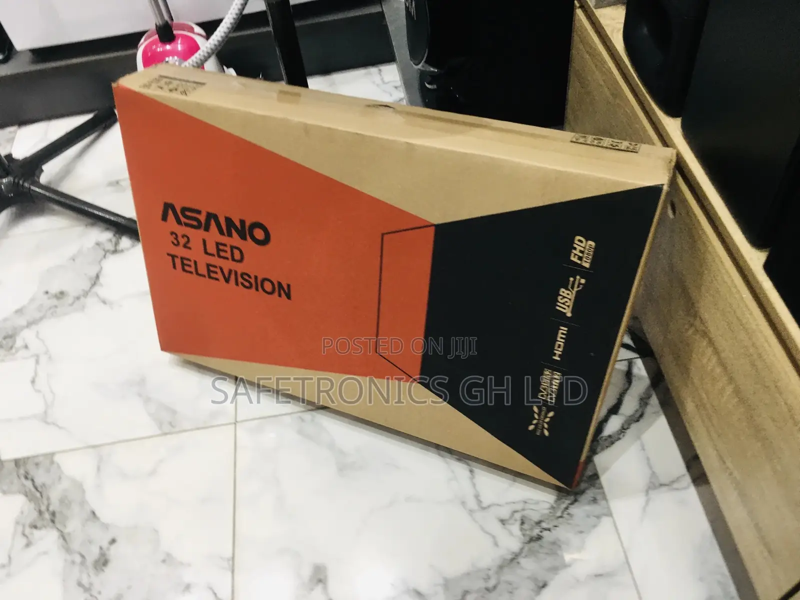 Glossy Led Digital Satellite Asano 32 Inches Tv
