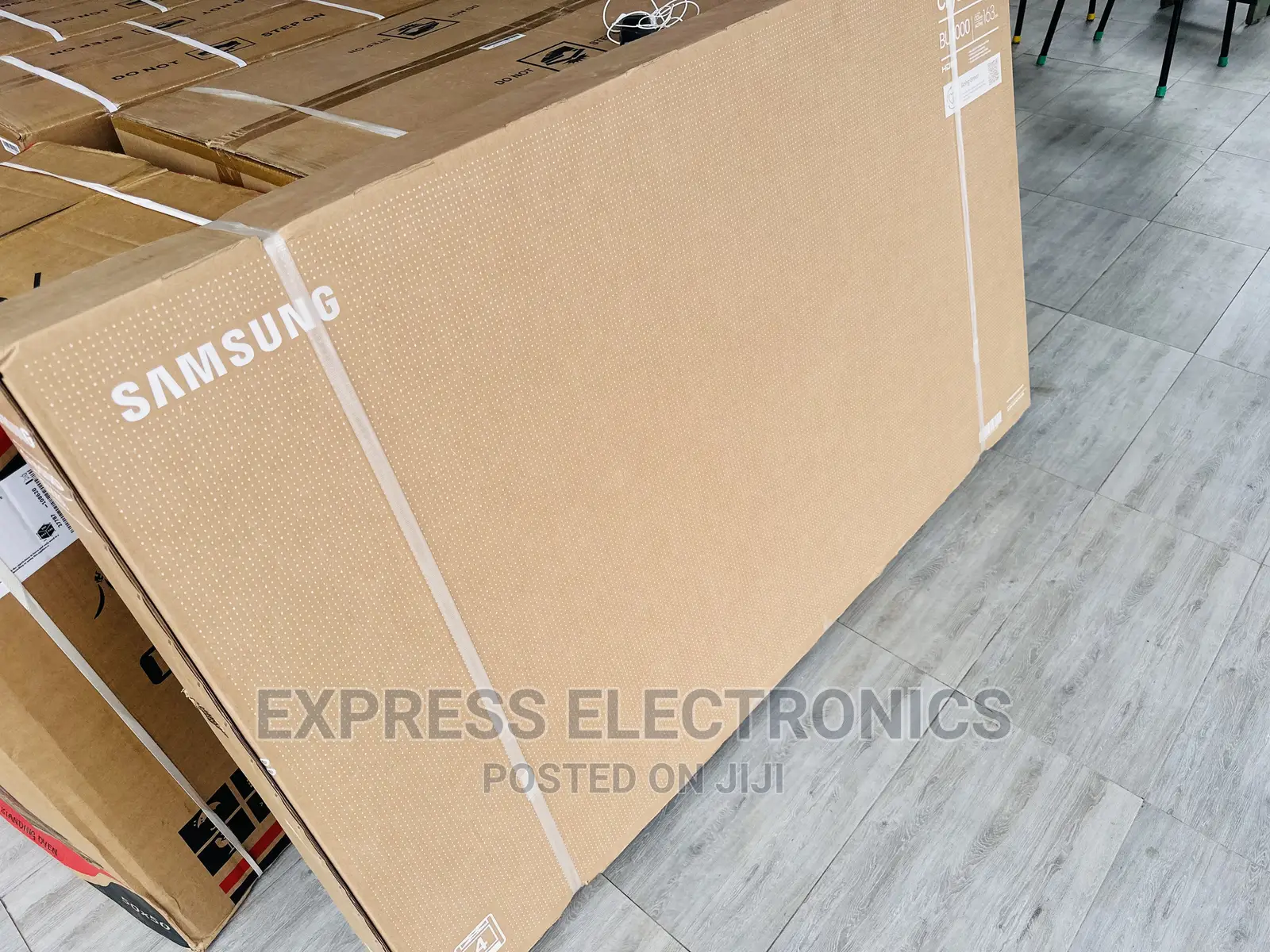 Series 8 2023 Model Samsung UHD Smart 65” Tv