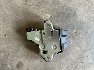 Toyota Corolla 2014 - 2019 Boot Lock