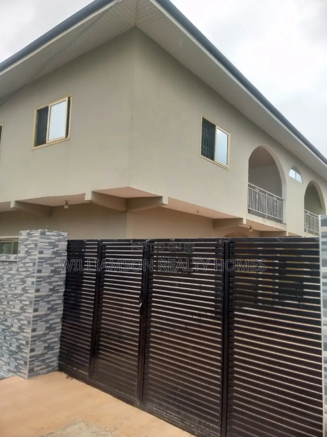 2bdrm Apartment in Community 18 Area, Spintex for rent