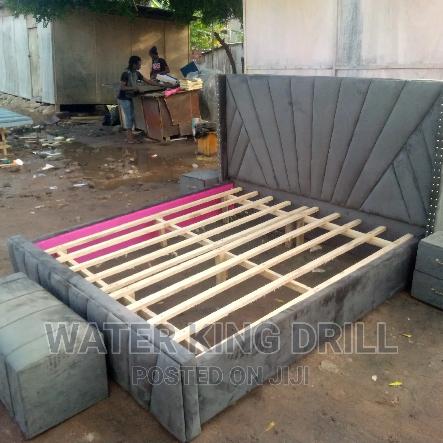 Queen Size Bed Frames With Side Drawers And Ottoman
