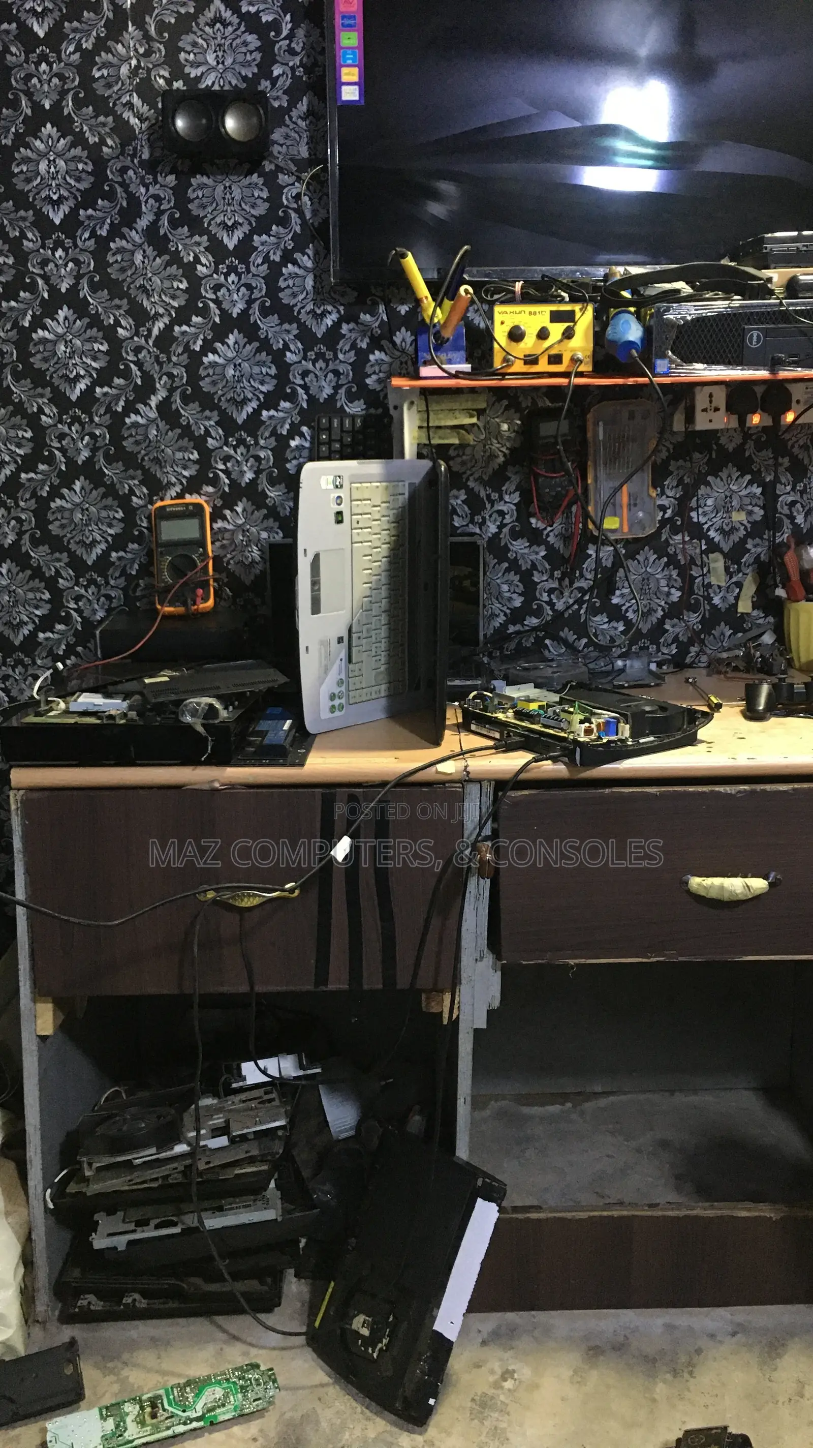 Laptop Desktop Technician