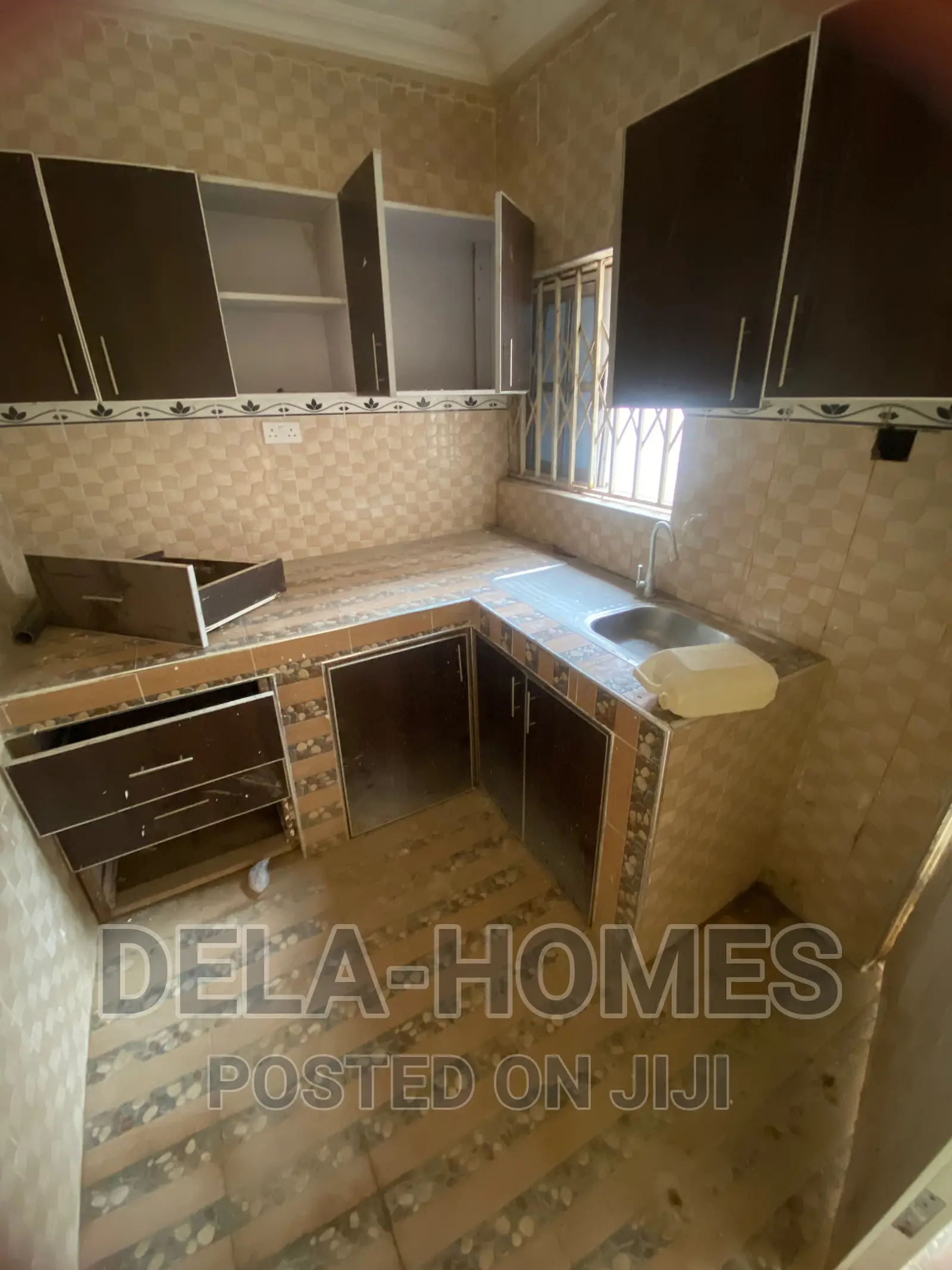 Chamber N Hall Sc for Rent at Ashaley-Botwe