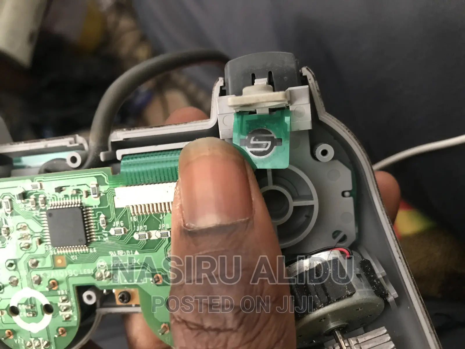 Repair Ps4 And Xbox Controllers