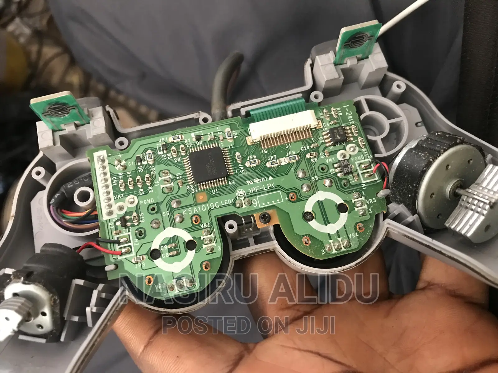 Repair Ps4 And Xbox Controllers