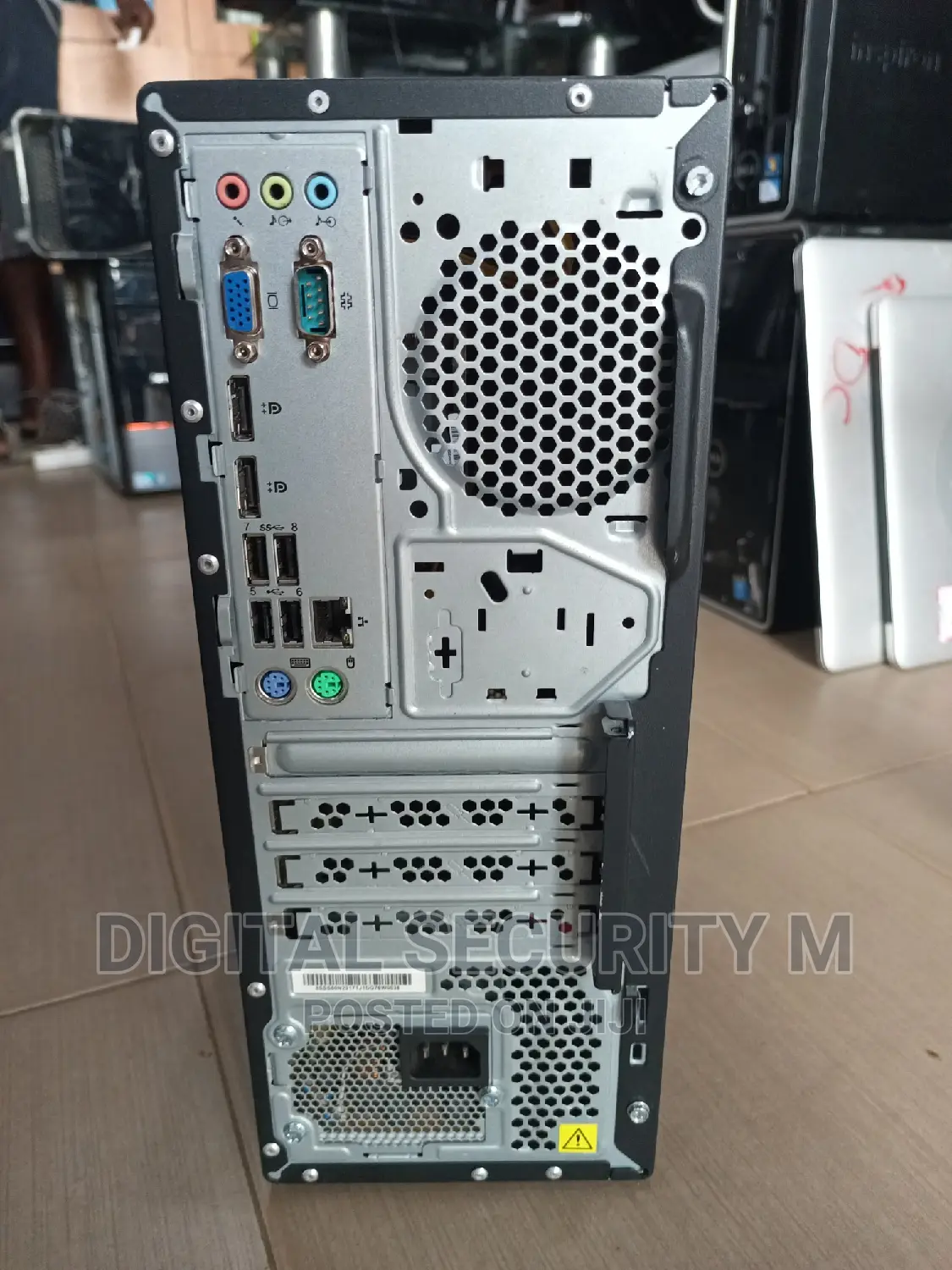 Desktop Computer Lenovo ThinkCentre M710 8GB Intel Core I5 HDD 1T